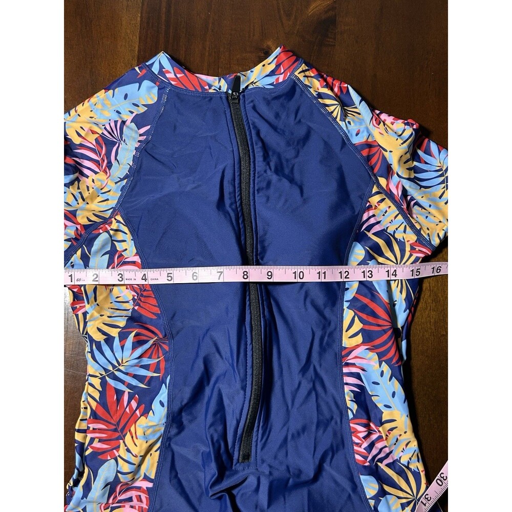 Halcurt Women’s Rash Guard One Piece Swimsuit L Navy Leaves UPF 50+ Built-In Bra - Picture 11 of 14